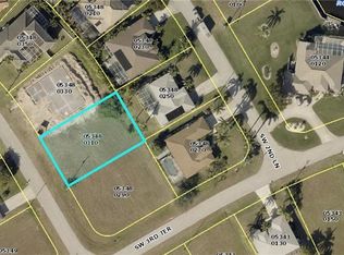 3305 SW 3rd St, Cape Coral, FL 33991