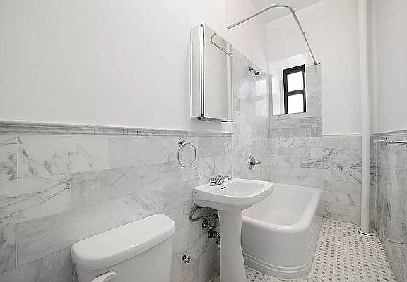 5th image of 57 W 75th St APT 6B