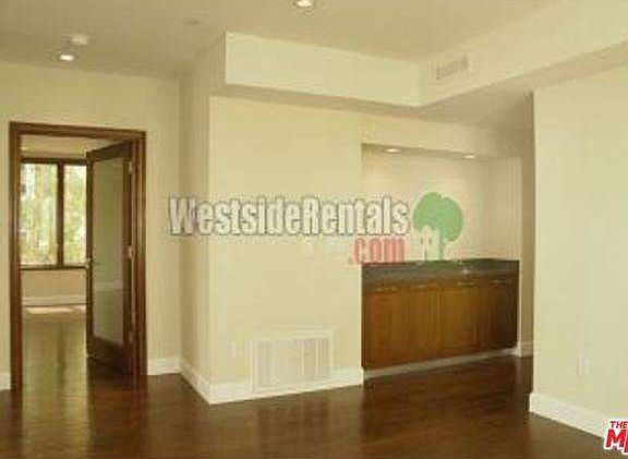 4th image of 1929 Selby Ave APT 102