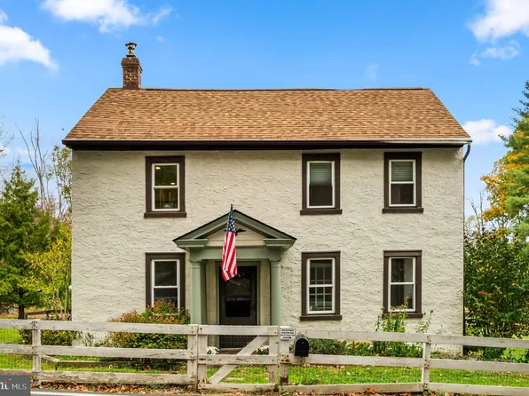 557 Neiffer Rd, Schwenksville, PA 19473