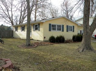 713 Herman Ln, Humboldt, IL 61931