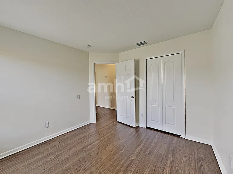 10311 Hunters Haven Blvd — Photo 12