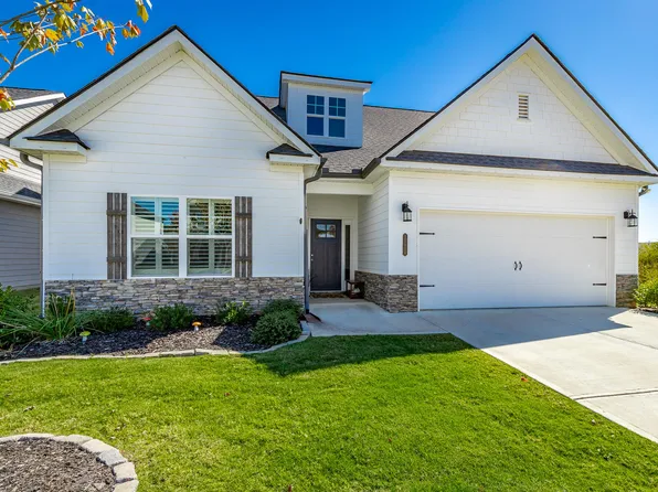 10814 Prairie Lake Dr, Apison, TN 37302