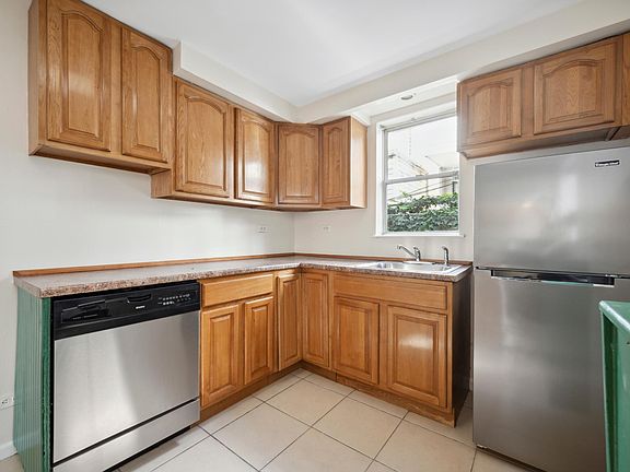 4th image of 2345 E Harold St