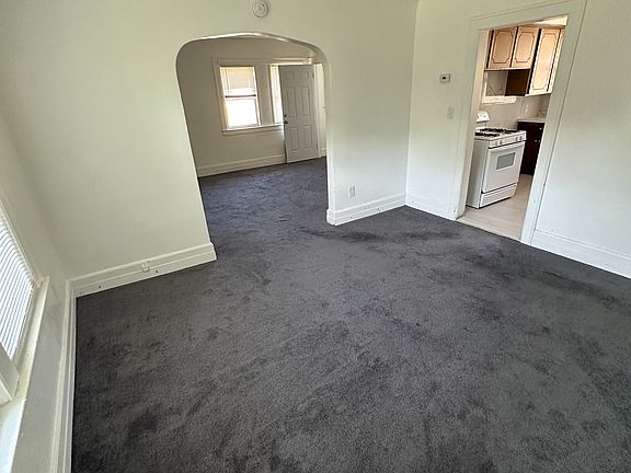 2nd image of 3682 Bedford St #2
