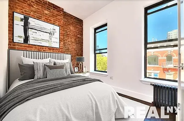 Rented by REAL New York | media 2