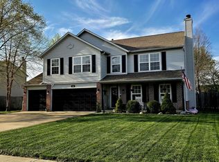 152 Davis Dr, Whiteland, IN