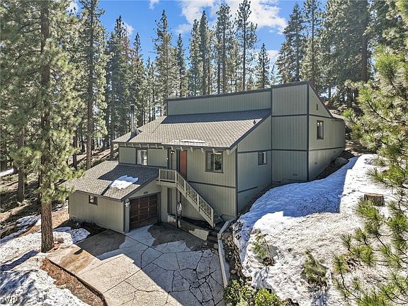 2nd image of 805 Geraldine Dr