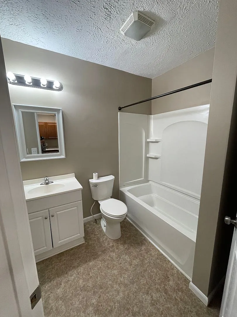 504 S 4th- HBS — Photo 3