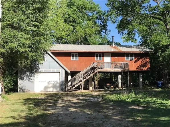 917 N Timber Rd, Belle Plaine, KS 67013