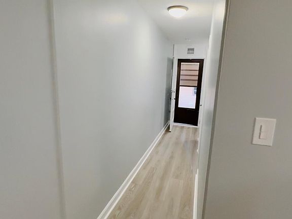 3rd image of 4824 Greenleaf St #1A