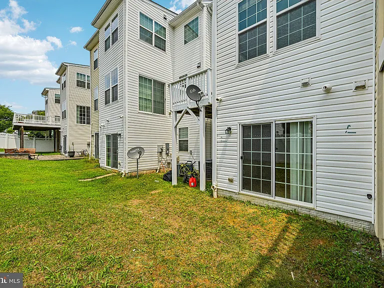 23004 Meadow Mist Rd — Photo 55