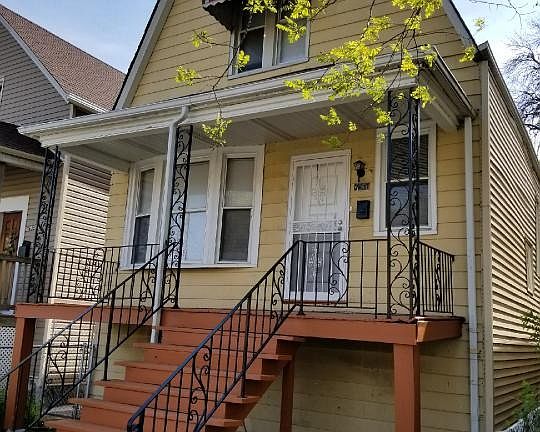 4th image of 7637 S Maryland Ave #House
