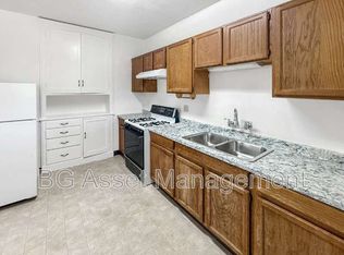 1000 E 33rd St UNIT 301, Oakland, CA 94610
