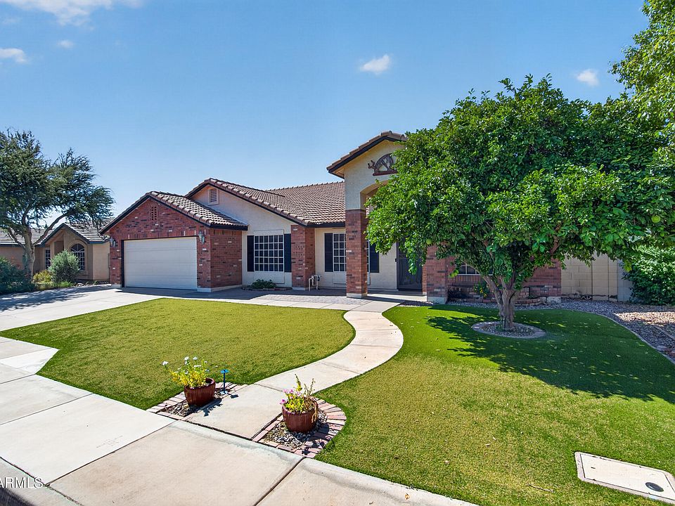 1st image of 4248 S EMERY --
