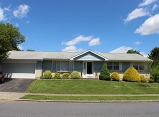 3003 Sequoia Dr, Macungie, PA 18062