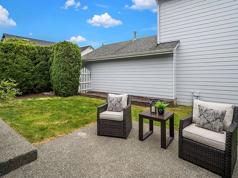 7306 Douglas Ave SE — Photo 21