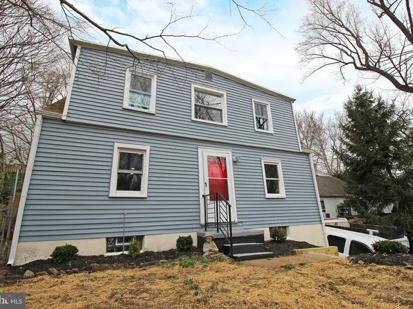 109 E Knowlton Rd, Media, PA 19063