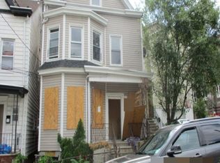 240 N 4th St, Paterson, NJ 07522