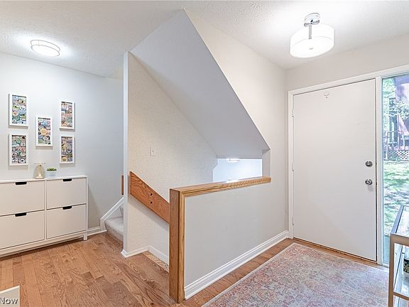 3rd image of 7553 Creekwood Dr #20A