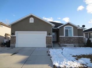 943 E 2100 N, Pleasant View, UT 84414