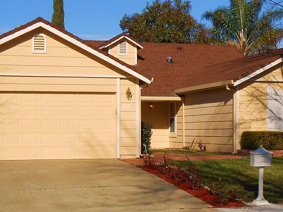 3rd image of 22 Cedro Cir