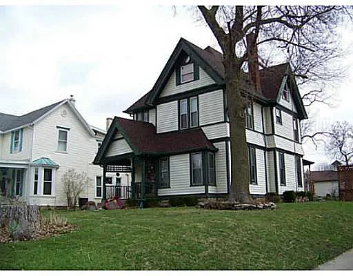 500 N Madriver St photo 1