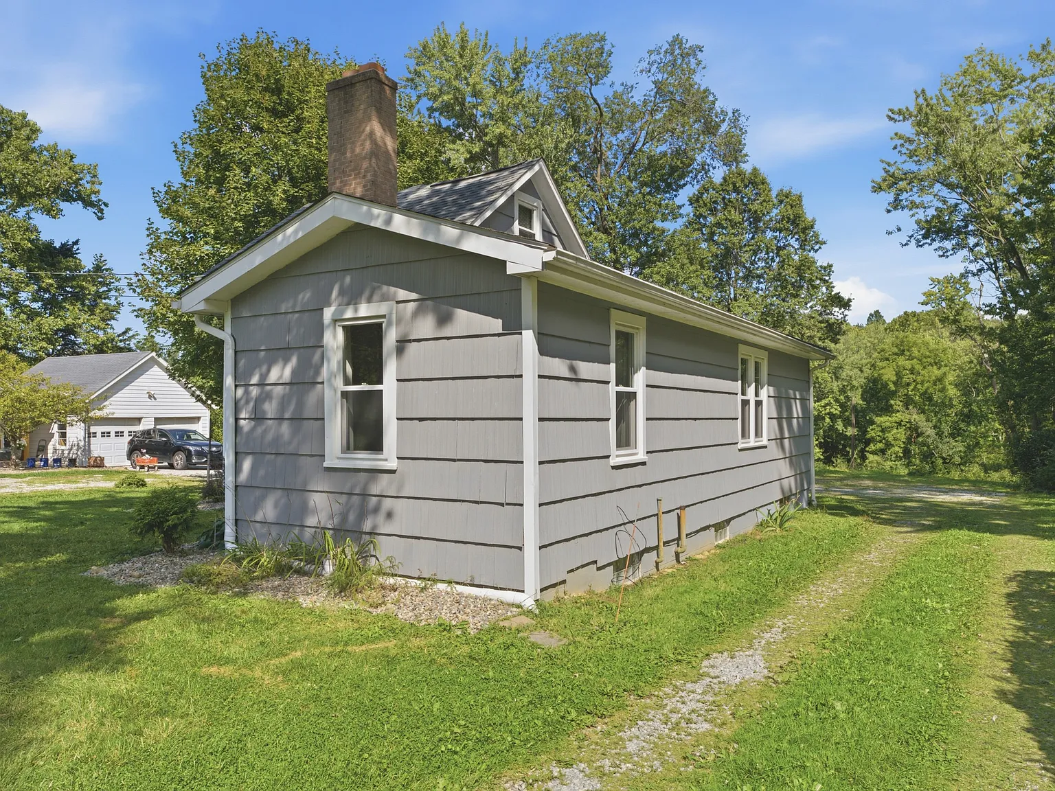 2877 Pickle Rd — Photo 4