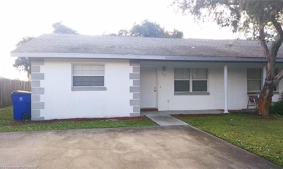 1st image of 604 Jupiter Ave NW