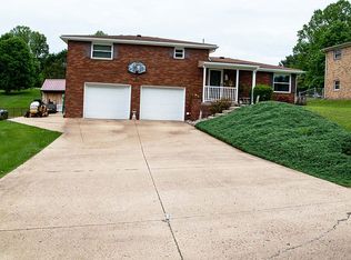 485 Sandhill Rd, Marietta, OH 45750