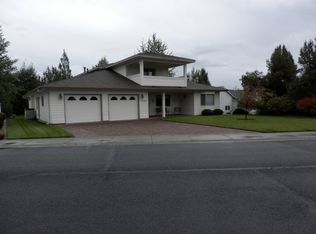 4228 SW Tommy Armour Ln, Redmond, OR 97756