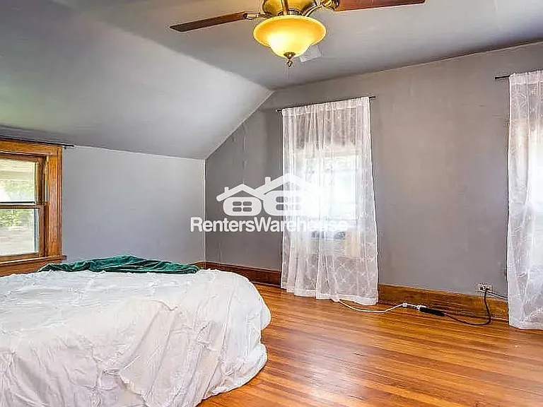 2805 Kingman Blvd — Photo 10