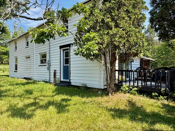 2956 Highway 203, East Kemptville, NS B5A 5P5