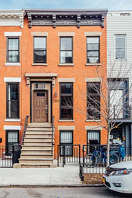 Rented by Nooklyn NYC LLC | media 38