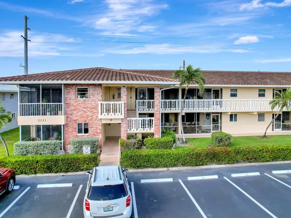 2121 NE 68th Street #102, Fort Lauderdale, FL 33308