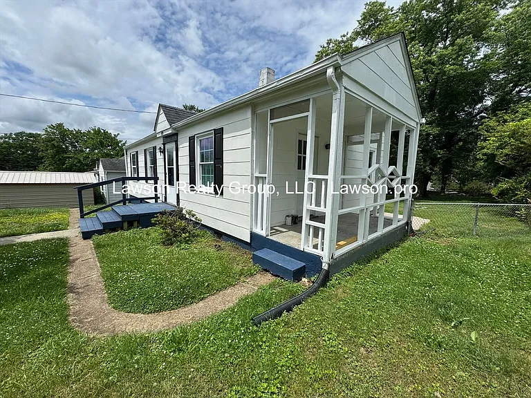 1741 Pexton Ave — Photo 14
