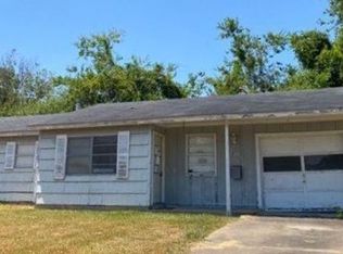 3897 Bellgreen Pl, Beaumont, TX 77707