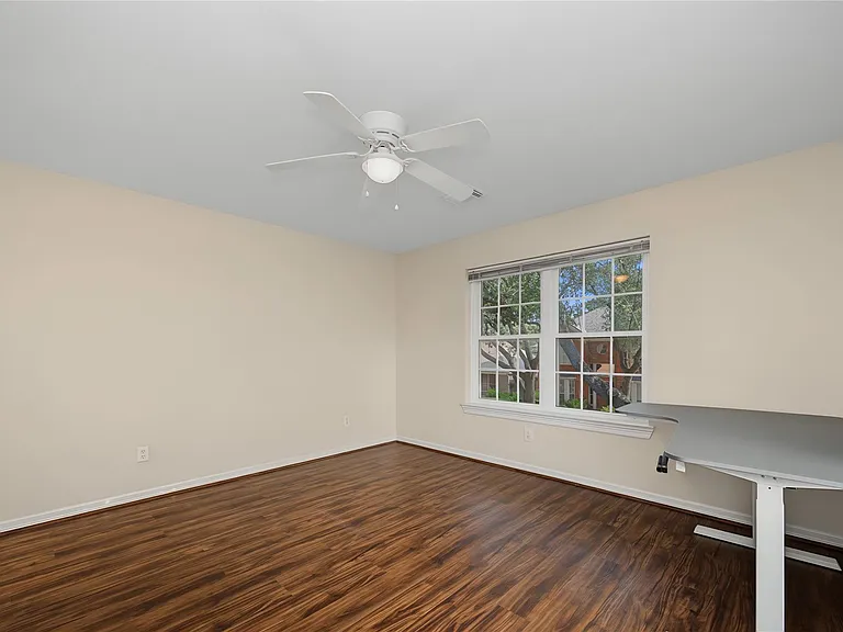 14135 Swallowfield Dr — Photo 35