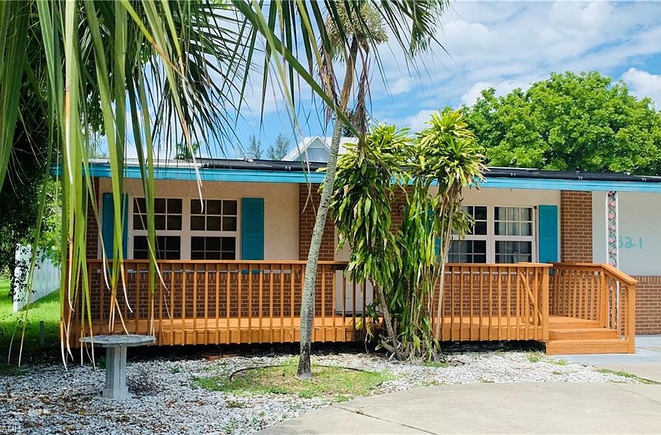 1st image of 7821 Estero Blvd