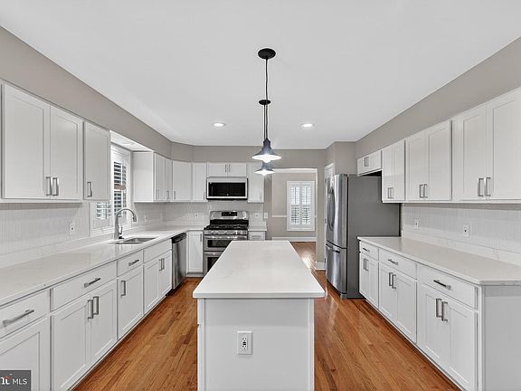 2nd image of 1610 Wilson Rd