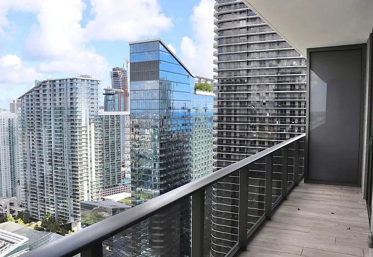 55 SW 9th St #4210 — Photo 14