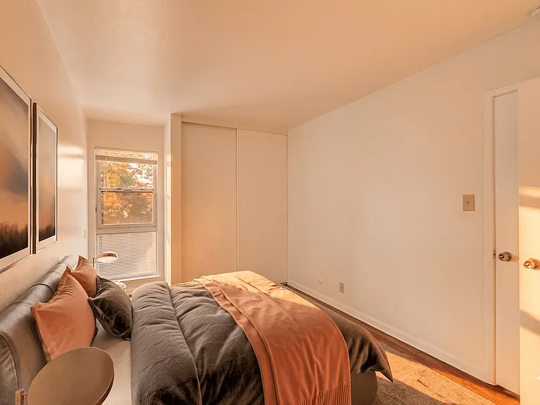 Bella Haus — Photo 15