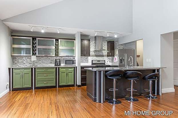 1st image of 300 Farington Blvd