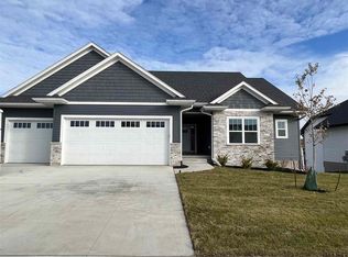 80 S Seven Oaks Rd, Northliberty, IA 52317