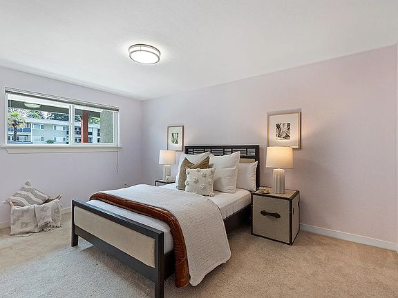 3rd image of 701 122nd Ave NE APT 305