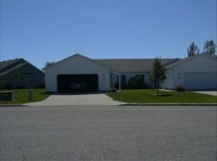 1345 32nd Street Cir S, Moorhead, MN 56560