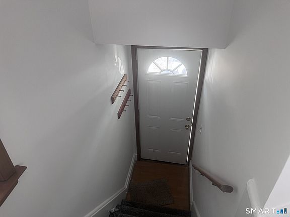 3rd image of 124 Thorpe St