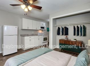 717 30th St N APT 4, Fargo, ND 58102