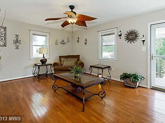 4th image of 3405 Elmwood Dr
