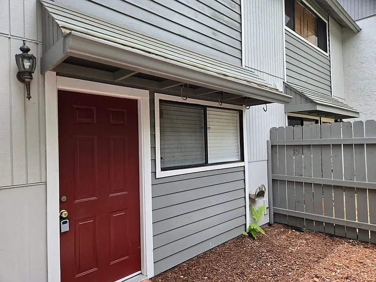4503 NW 41st Pl — Photo 35